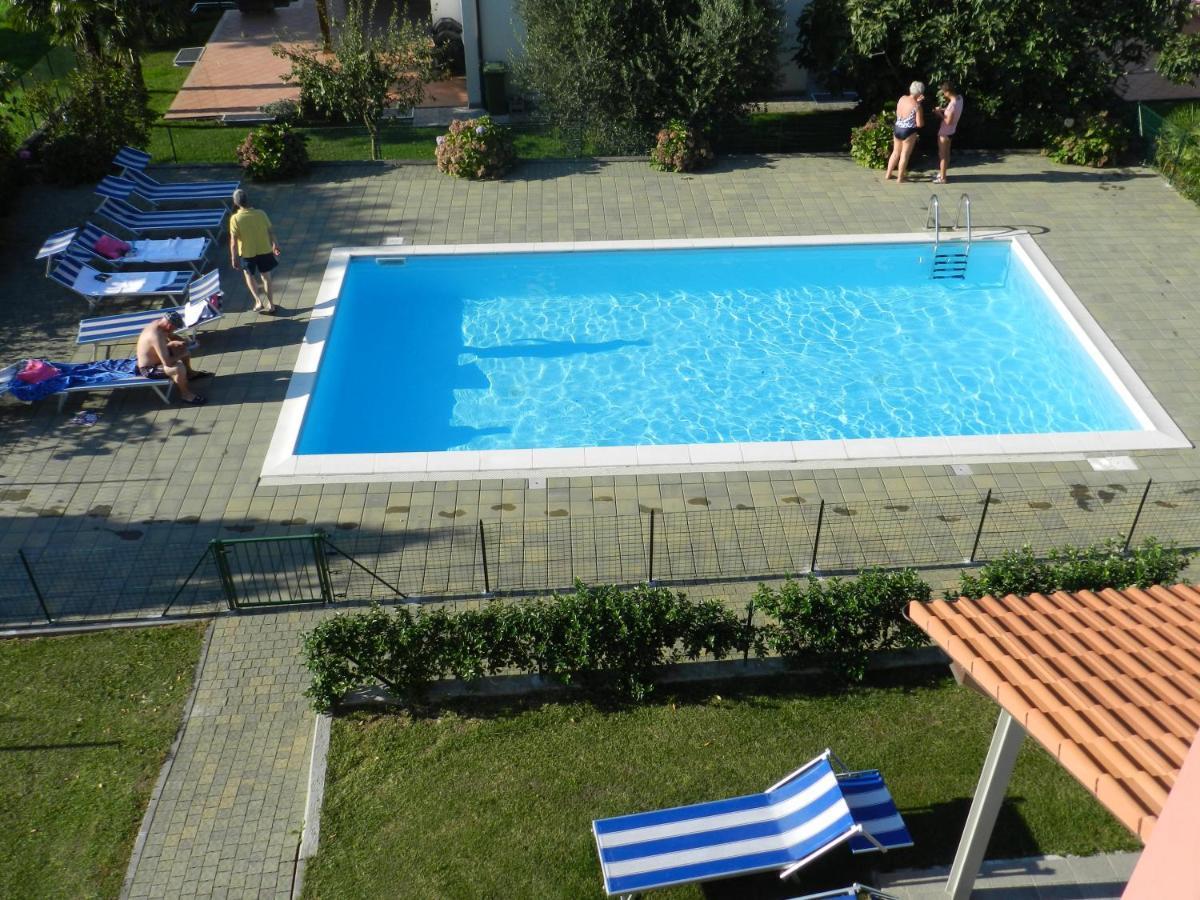 Residence Girasole Casa Rossa B Colico Extérieur photo